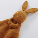 MIMIZAN - Doudou lange bébé écureuil en coton bio marron avec broderies dorées