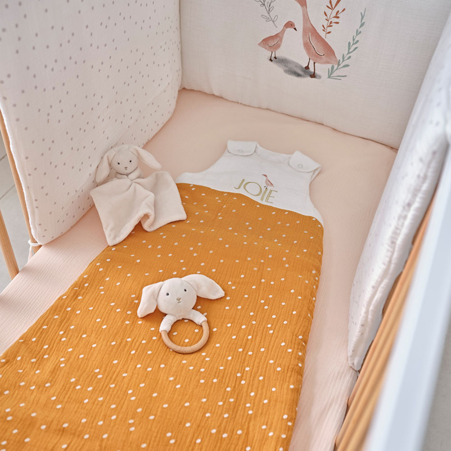VALENSOLE - Tour de lit bébé blanc, vieux mauve et beige
