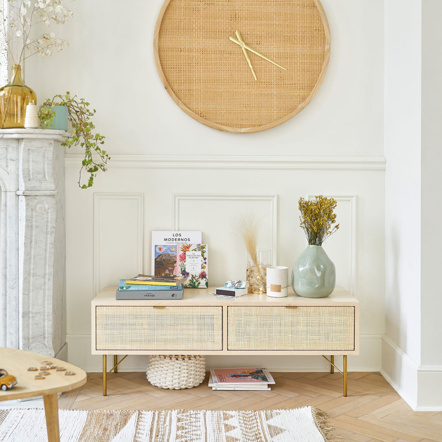 Siège contemporain - Meuble TV en rotin pour un style minimaliste chic au Sénégal