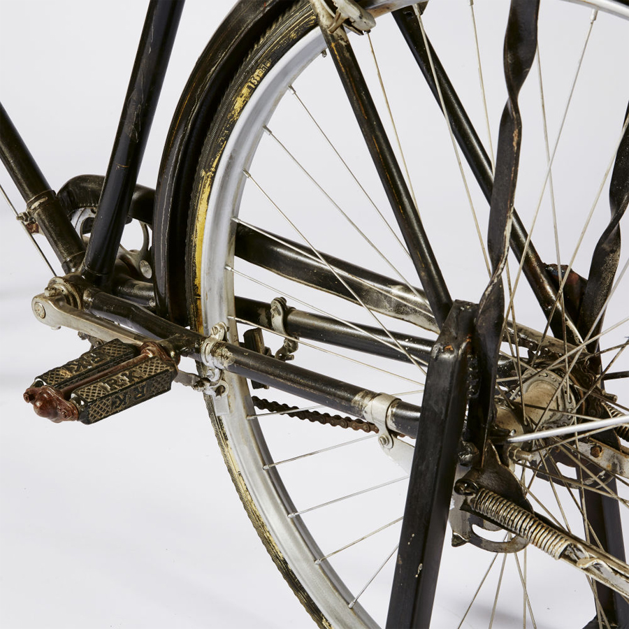 BICYCLETTE - Console bicyclette indus en manguier et métal noir