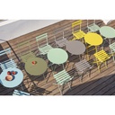 GUINGUETTE - Table de jardin pliante en métal vert d'eau D68
