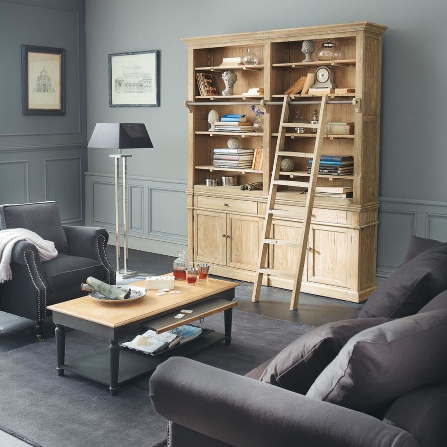 Bibliothèque Aristote en pin recyclé à échelle, idéale pour une décoration élégante et durable à Dakar, Sénégal.