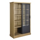 Vitrine Ventura 2 portes en pin massif et verre trempé, un meuble chic pour exposer vos objets à Dakar, Sénégal.