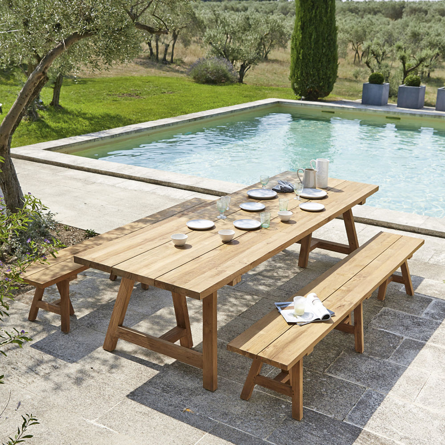 Grande table extérieure en bois massif L300 - Dakar, Sénégal