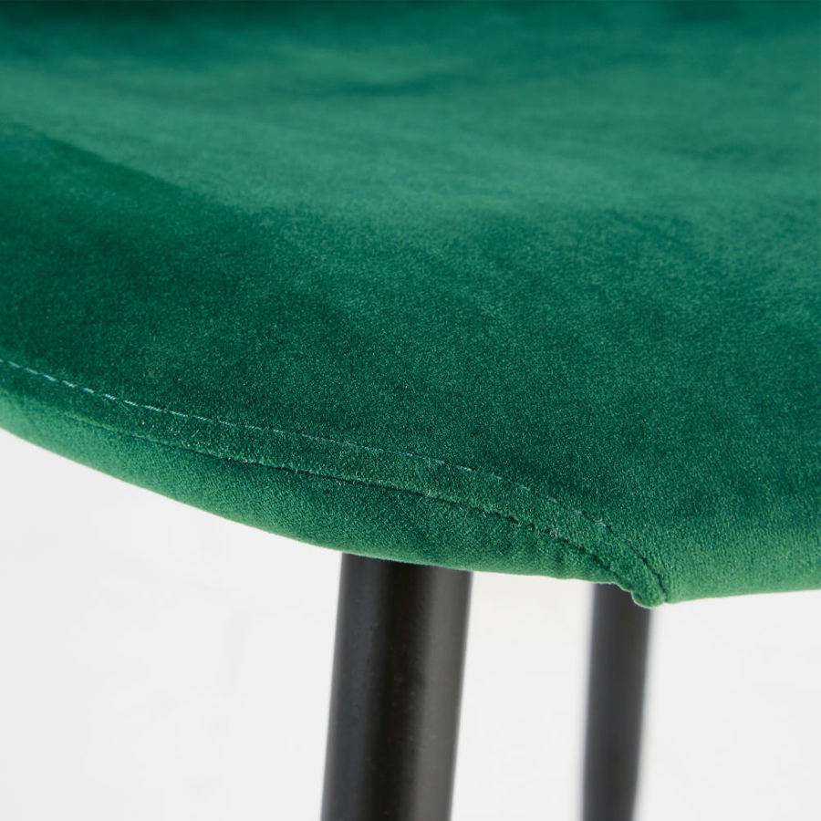 CLYDE - Chaise style scandinave en velours vert sapin