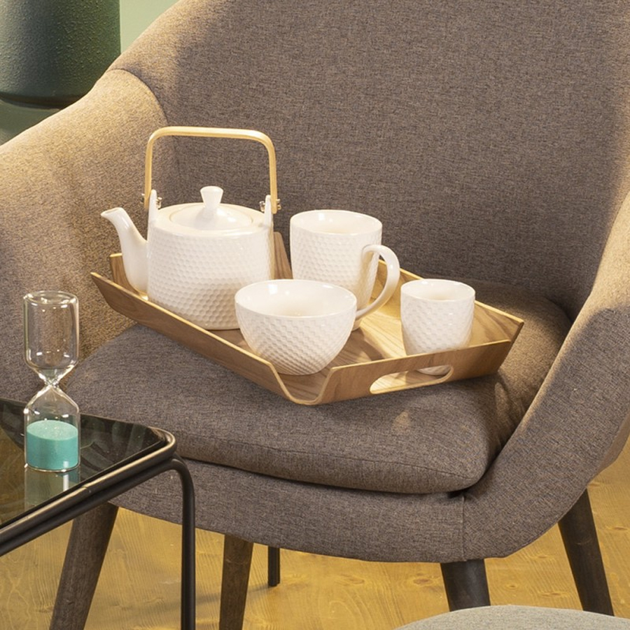 Coffret théière Snow blanc avec tasse, bol et mug assortis, présentés sur un plateau en bois pour un moment de détente - Dakar, Sénégal