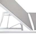 Détail de l'inclinaison réglable du bain de soleil Hawaï en aluminium blanc, finition durable, Dakar, Sénégal