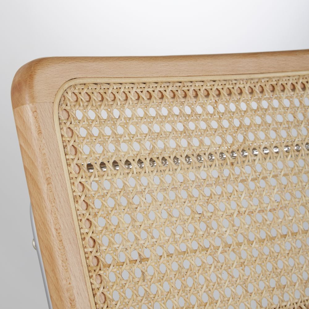Mobilier Rosae avec design en rotin naturel et acier moderne à Dakar, Sénégal