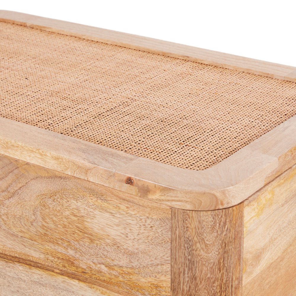 Mobilier design - Malle robuste avec finition naturelle pour rangement ou décoration au Sénégal