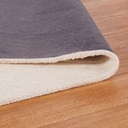 Tapis Jorari en laine tuftée et ciselée motif abstrait écru 160x230 disponible à Dakar, Sénégal