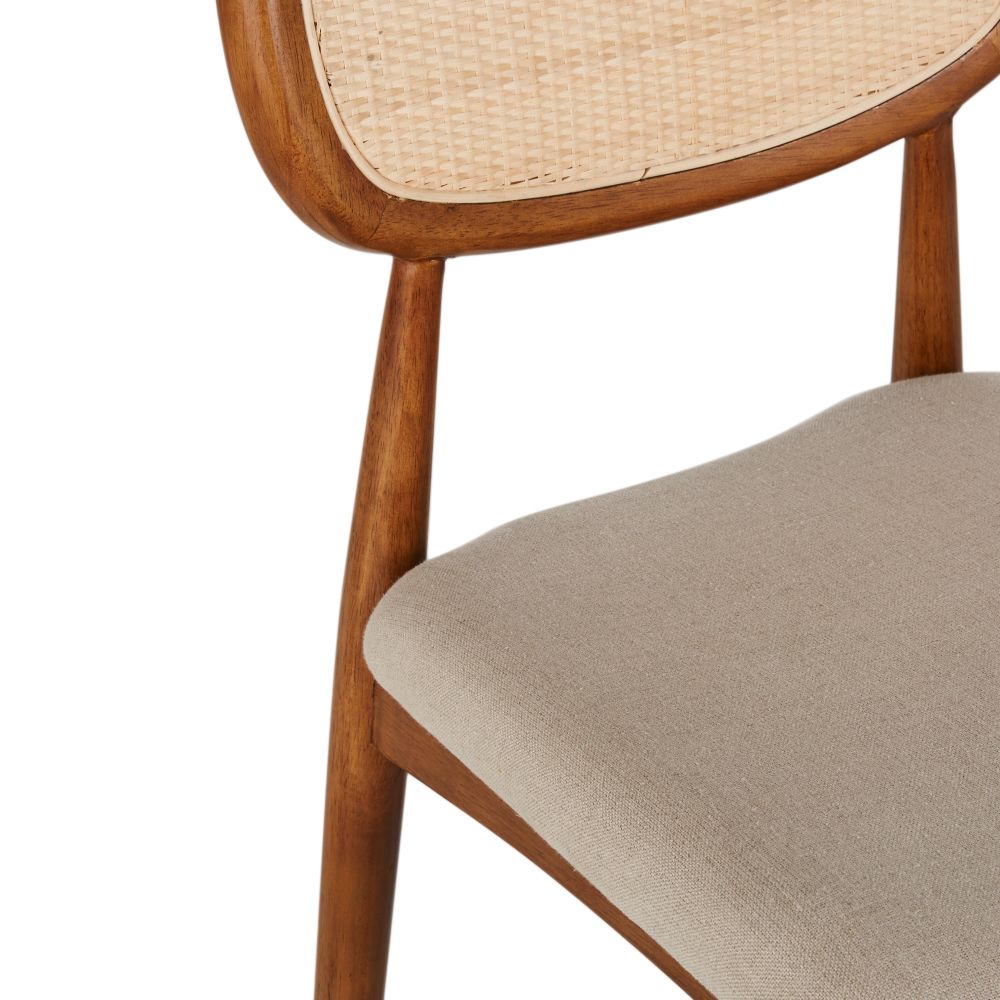 Chaise Fifty pour îlot central en bois d'hévéa, lin écru et tressage H66