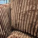 Canapé 3 places Hasting en velours côtelé camel pieds métal