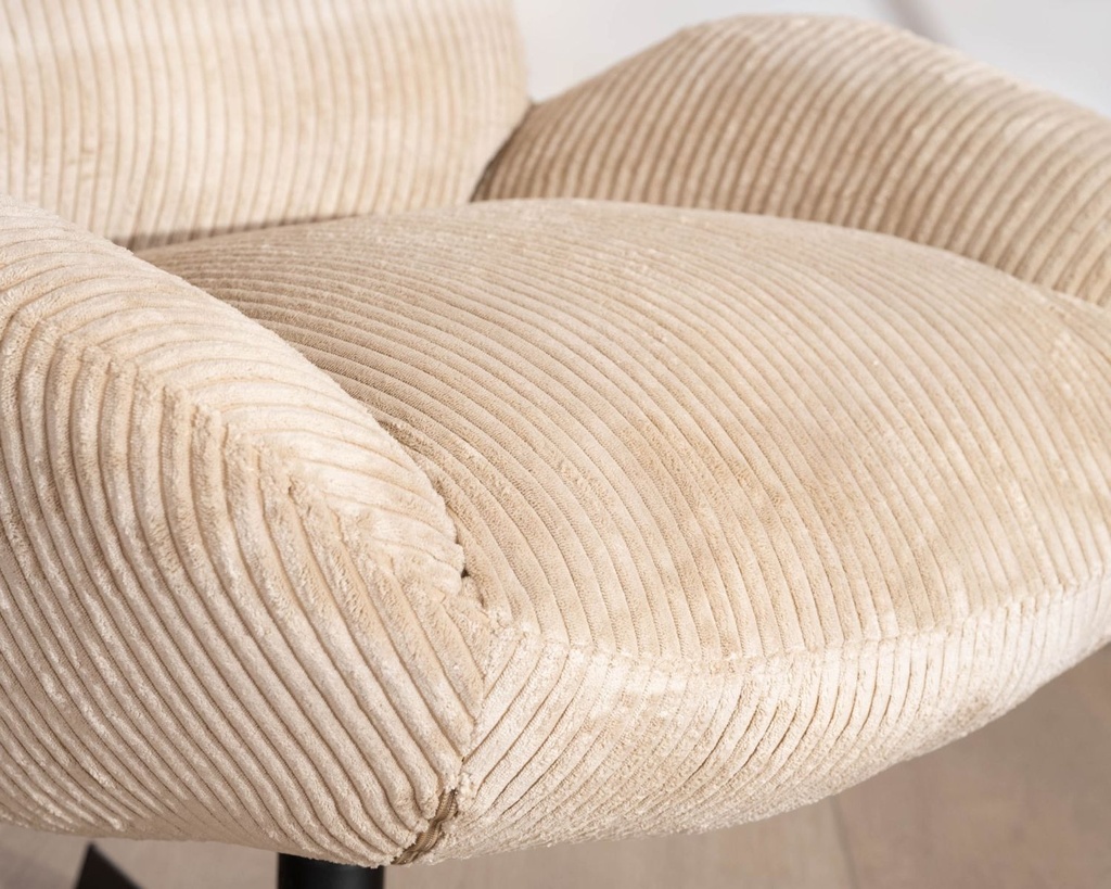 Fauteuil Bissett tournant en velours côtelé beige