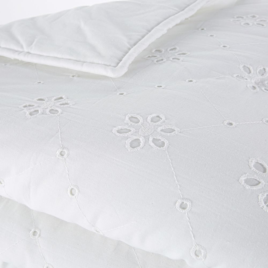AGATHE - Boutis en coton blanc brodé motif floral 100x200