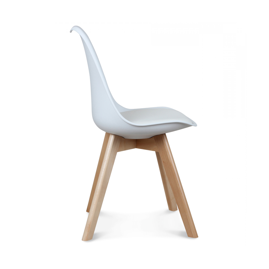 Chaise design scandinave blanche