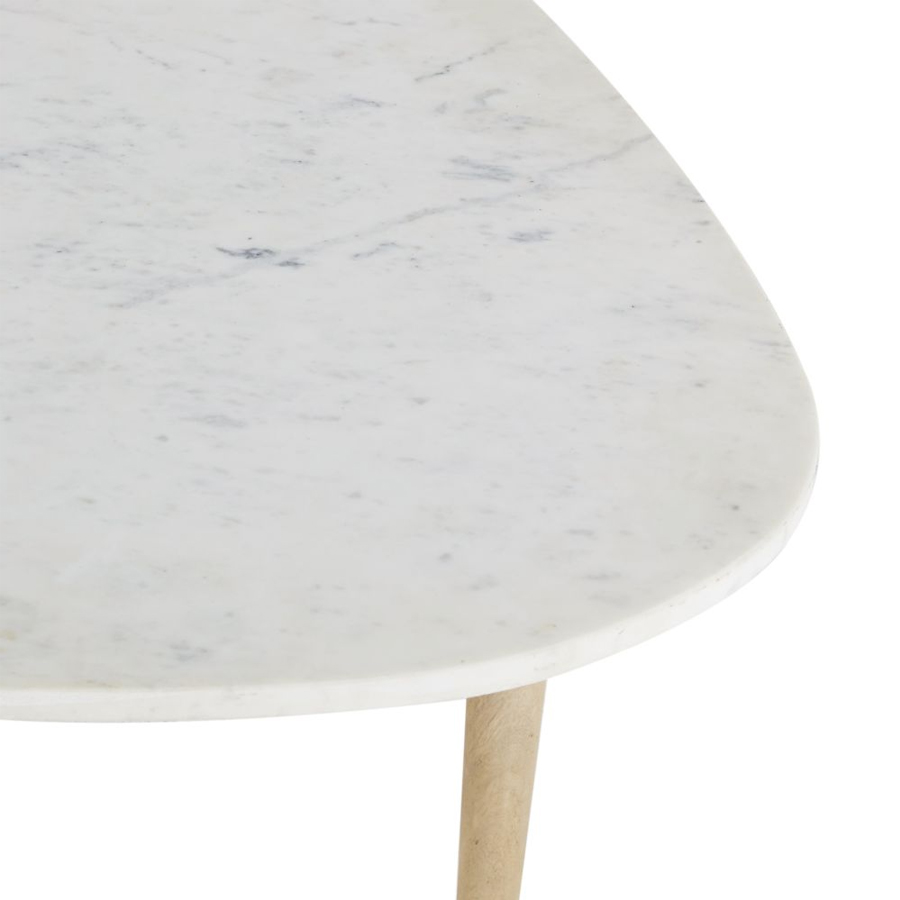 CIOTTOLO - Table basse ovoïde en marbre blanc et manguier massif