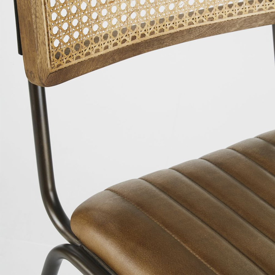 DALSTON - Chaise professionnelle en cuir de buffle marron, cannage en rotin et métal noir