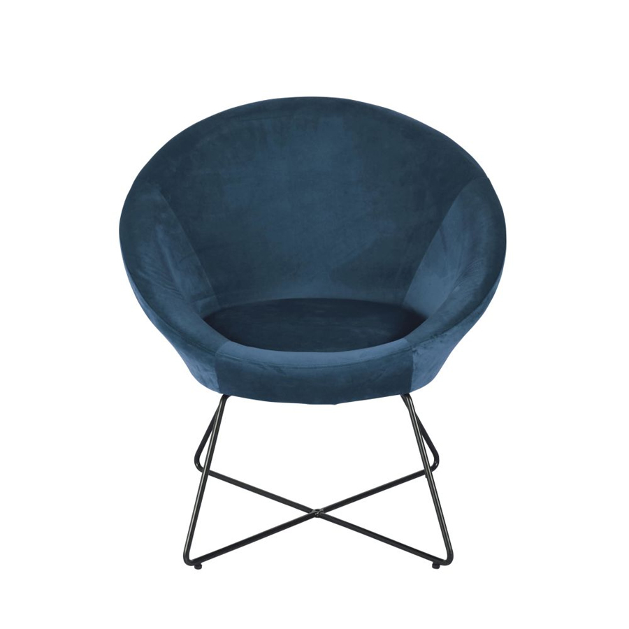 Fauteuil en velours bleu moderne avec piètement métallique noir, vu de face, parfait pour une décoration chic et confortable, Dakar, Sénégal.