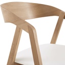 Mobilier professionnel Oakham Business, chaise élégante en bois de hêtre et revêtement blanc, vue à Dakar, Sénégal