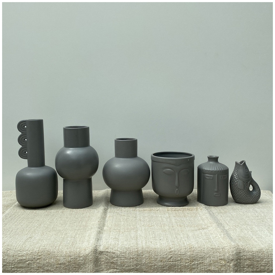 Vase SUMO, couleur taupe en grès cérame, décoration élégante, Dakar Sénégal
