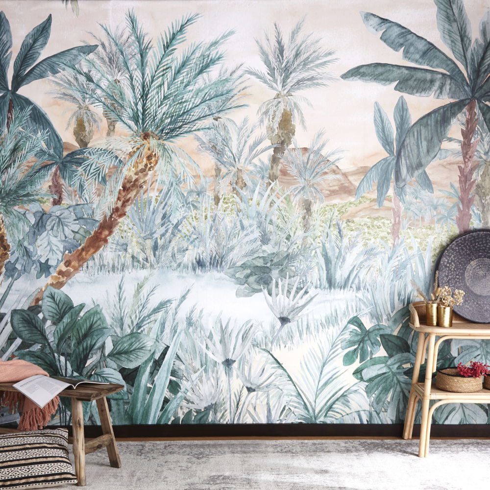 Papier peint Tanger panoramique intissé imprimé jungle verte, rose et marron