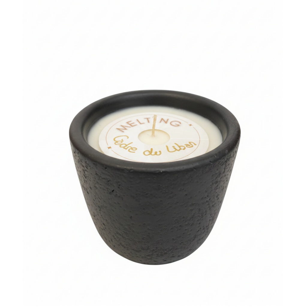 Bougie parfumée cèdre du Liban noir GM